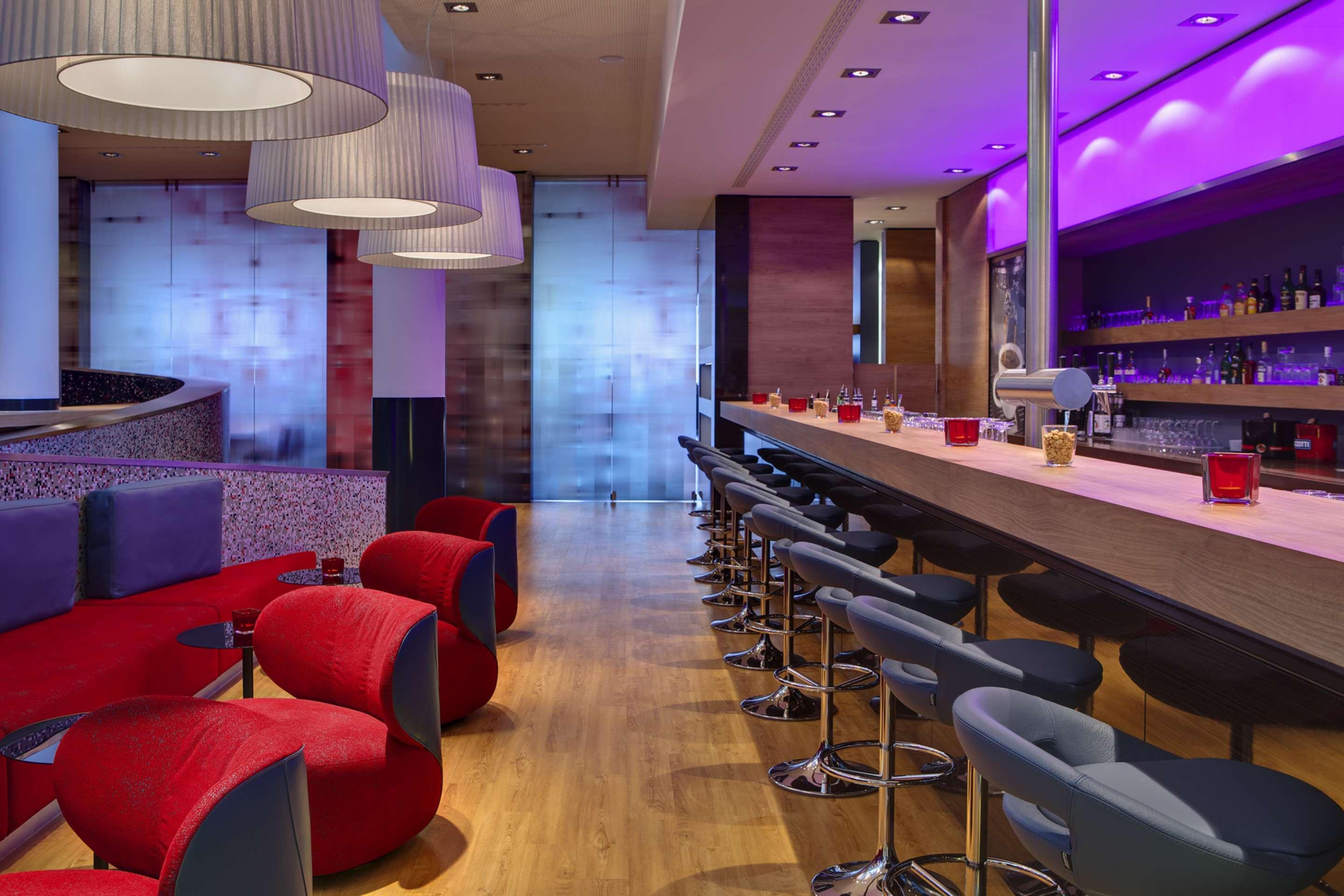 Отель Intercityhotel Hauptbahnhof Берлин