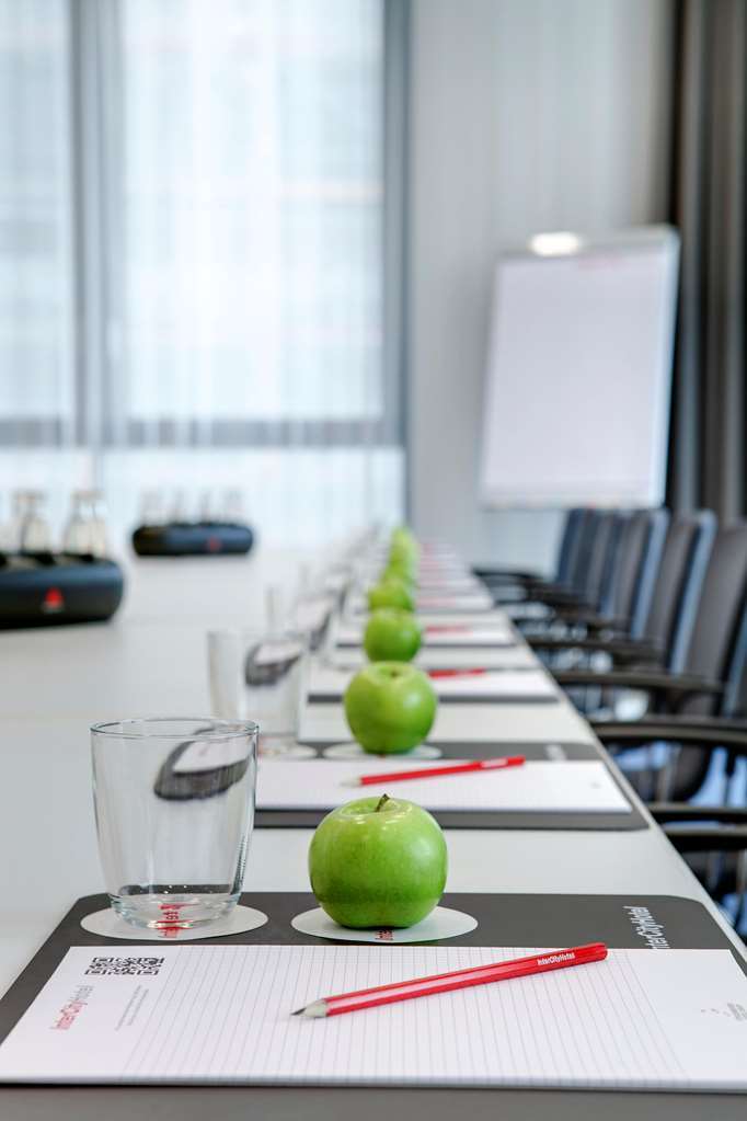 Intercityhotel Hauptbahnhof Берлин
