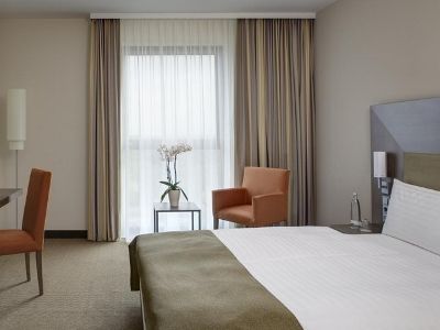 Intercityhotel Hauptbahnhof Отель 4*